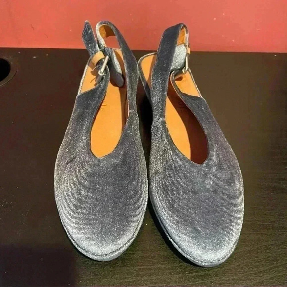 Gentle Souls Blue Velvet Sling Back Mules - Picture 1 of 9